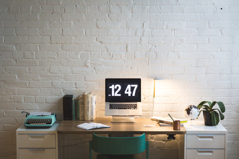 Office workstations / desks